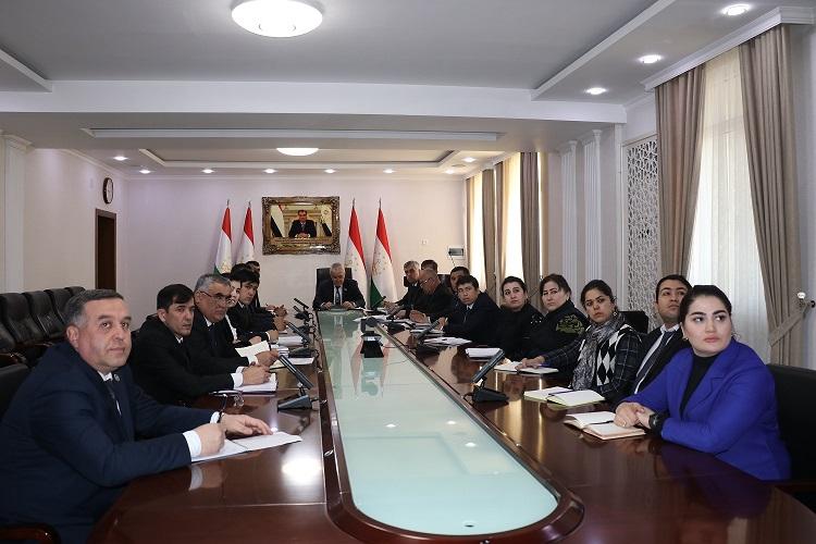 ҶАЛАСАИ ОНЛАЙНӢ БО КОРМАНДОНИ СОҲАИ МАОРИФ