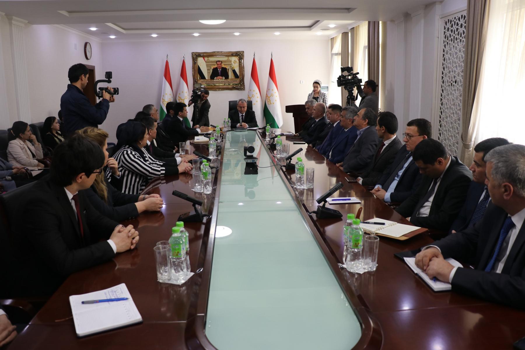 ТАҶЛИЛИ РӮЗИ МАТБУОТ ДАР ВАЗОРАТИ МАОРИФ ВА ИЛМИ ҶУМҲУРИИ ТОҶИКИСТОН