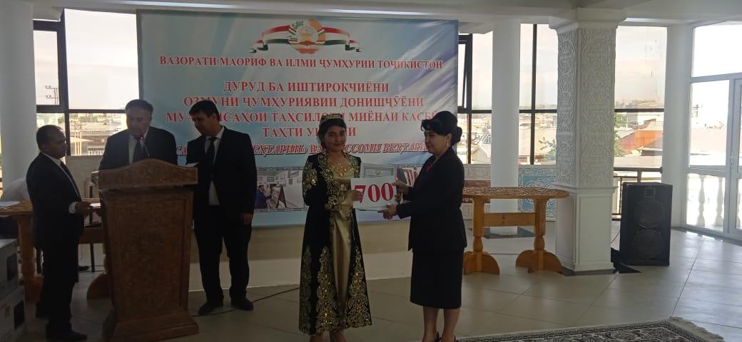 ҶАМЪБАСТИ ДАВРИ ҶУМҲУРИЯВИИ ОЗМУНҲОИ “САРОЯНДАИ БЕҲТАРИН” ВА “РАССОМИ БЕҲТАРИН”