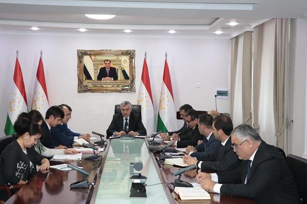 ҶАЛАСАИ СИТОД: АТТЕСТАТСИЯИ ҒАЙРИНАВБАТИИ ДИРЕКТОРОН МАСЪАЛАИ АСОСИИ БАРРАСИШАВАНДА