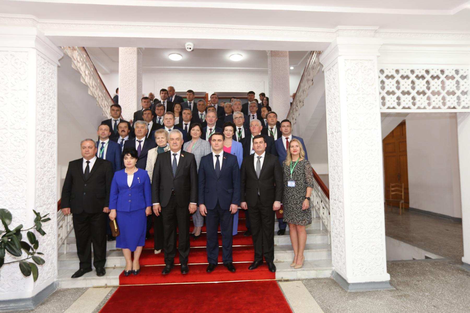 ФОРУМИ РЕКТОРОНИ МУАССИСАҲОИ ТАҲСИЛОТИ ОЛИИ КАСБИИ ТОҶИКИСТОНУ БЕЛАРУС ДОИР ГАРДИД