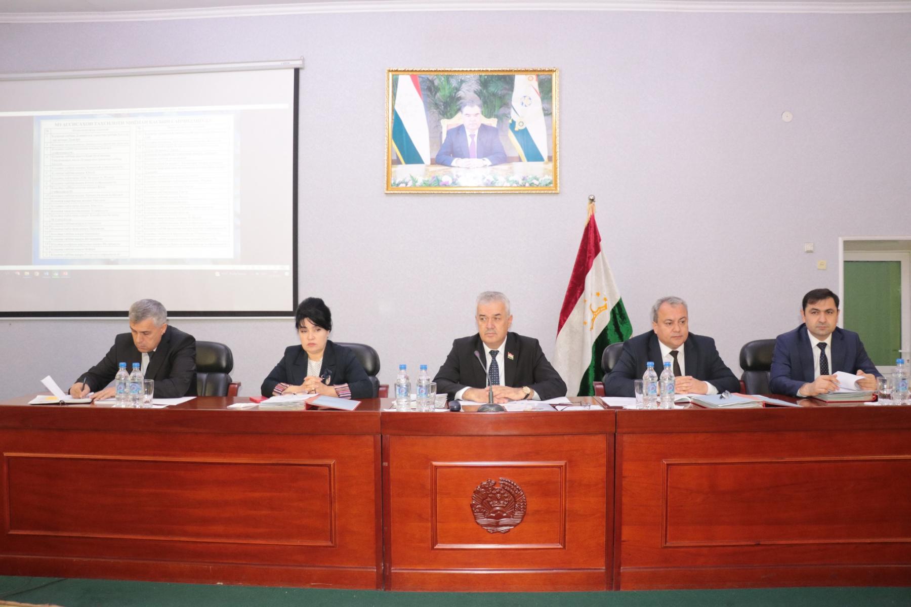 ҶАЛАСАИ ҲАЙАТИ МУШОВАРА: БАРРАСИИ МАСЪАЛАҲОИ МУҲИМ ВА ДАСТУРУ СУПОРИШҲОИ МУШАХХАС ҶИҲАТИ БАРТАРАФ НАМУДАНИ КАМБУДИҲО