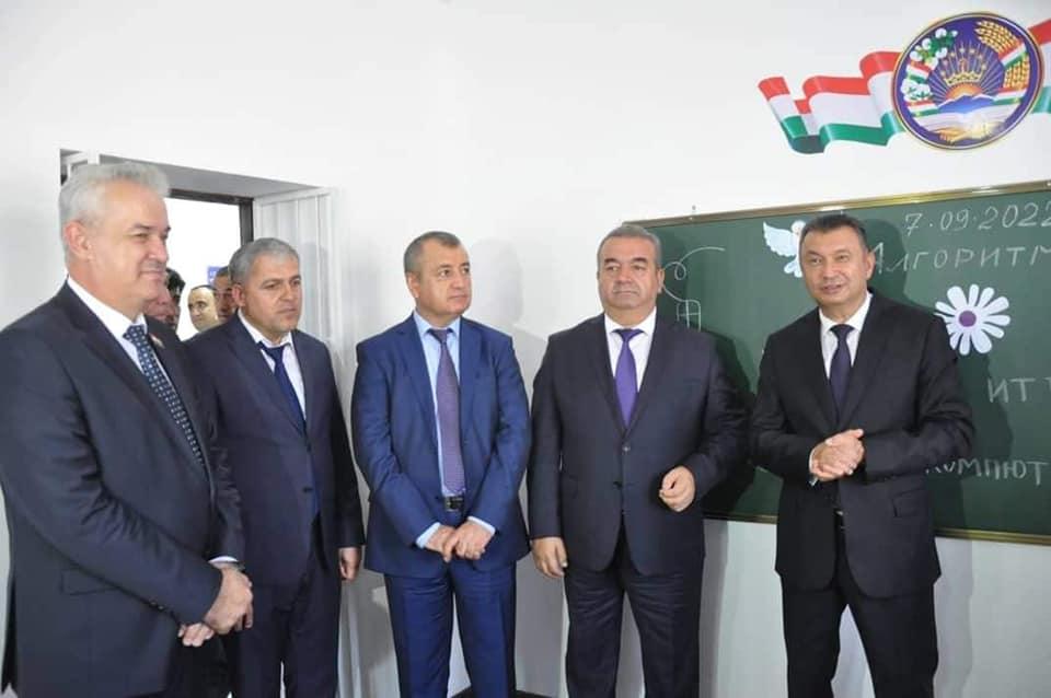 ХУРОСОН: БАИСТИФОДАДИҲИИ БИНОИ НАВИ МУАССИСАИ ТАЪЛИМИИ №22 БО ИШТИРОКИ САРВАЗИРИ МАМЛАКАТ